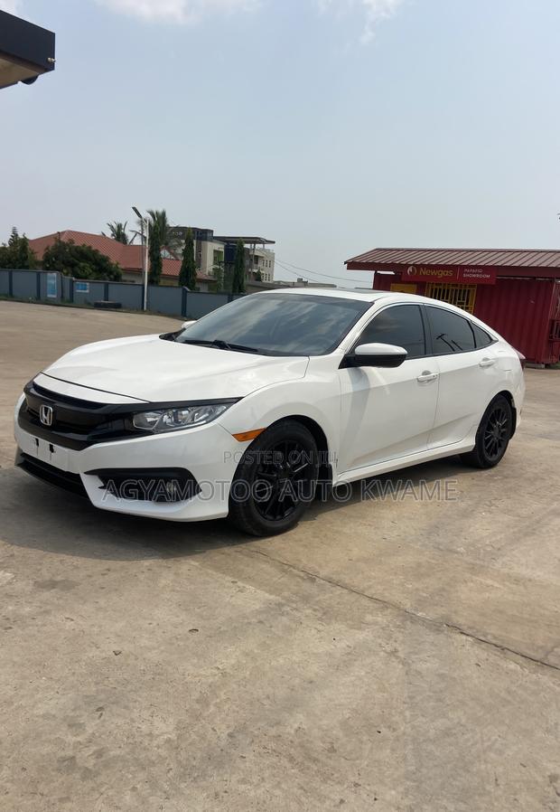 Honda Civic EX Sedan 2018 White