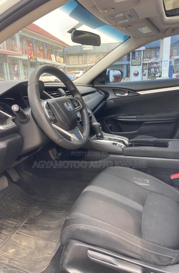 Honda Civic EX Sedan 2018 White