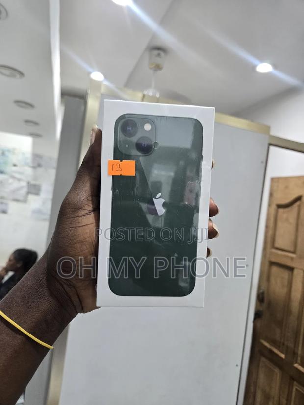 Apple iPhone 13 128 GB Green photo 2