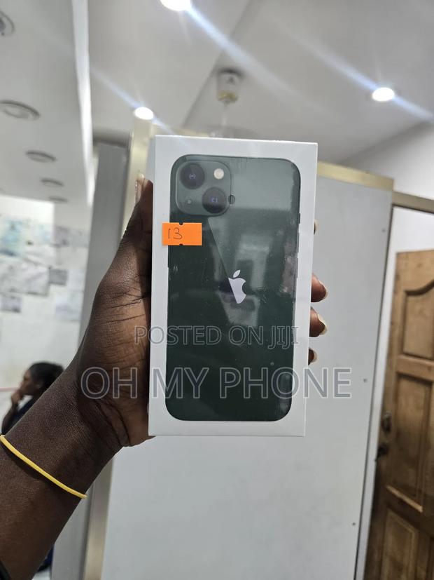 Apple iPhone 13 128 GB Green photo 3