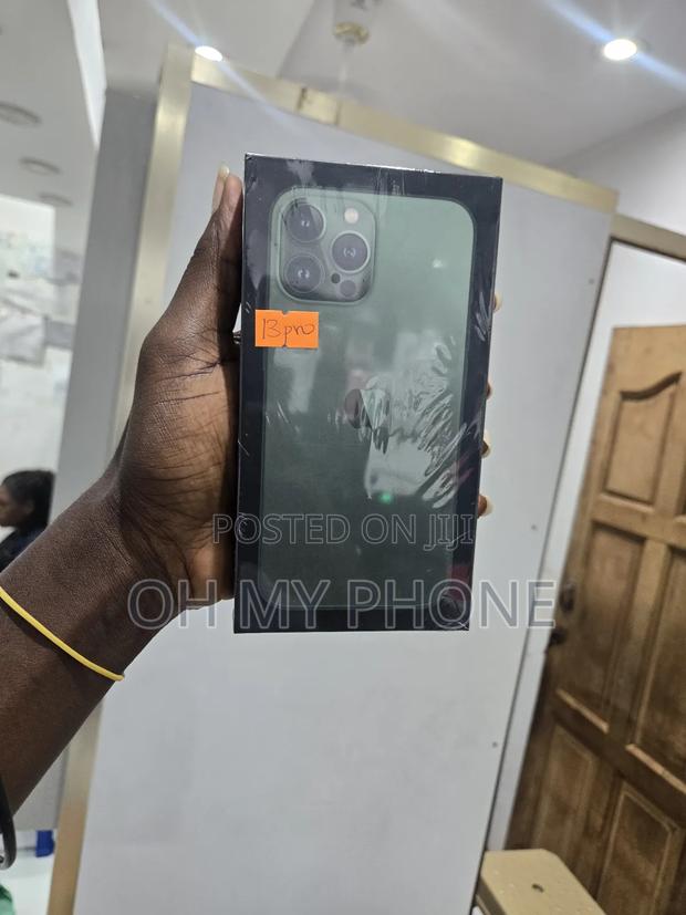 New Apple iPhone 13 Pro 128 GB Green photo 3