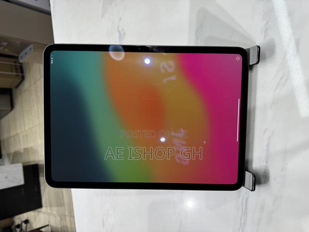 Apple iPad Pro 11 (2025) 256 GB Gray photo 3