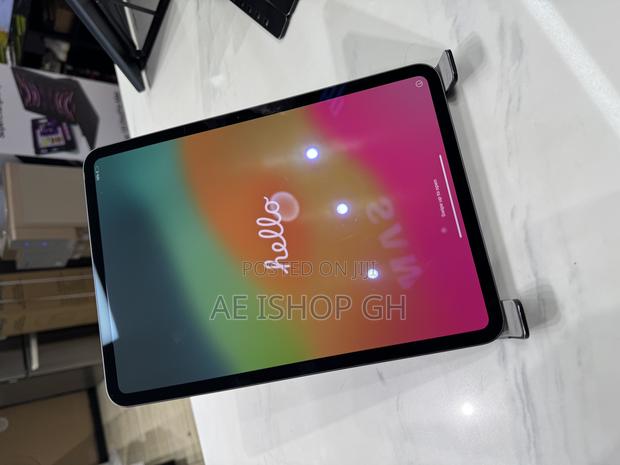 Apple iPad Pro 11 (2025) 256 GB Gray