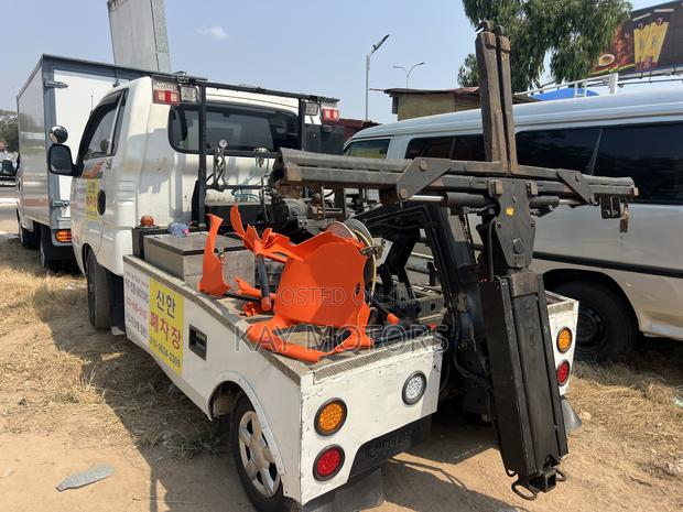 Kia Bongo Iii Crane Truck