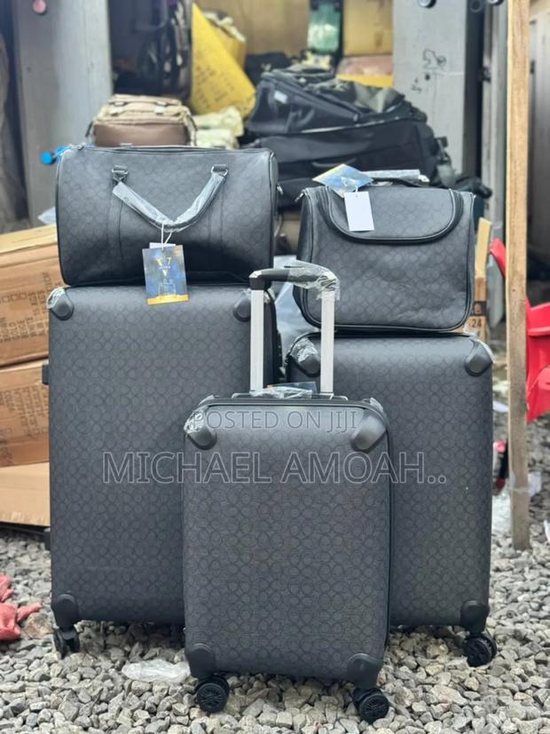 Five in One Luxury Luggage Large Medium and Small a Duffle, Cosmetic photo 2
