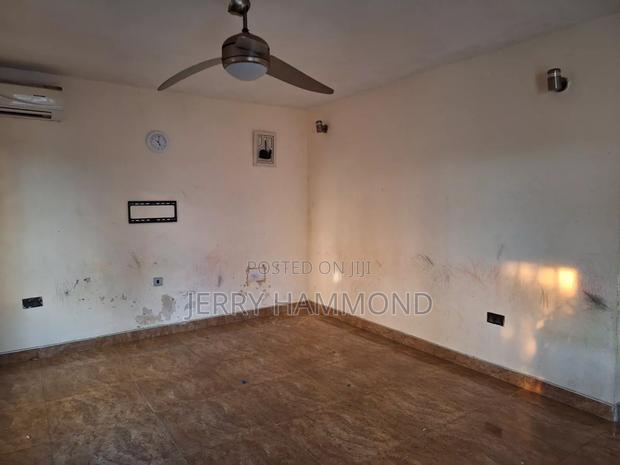 3bdrm Apartment in Teshie Penny, New Town for rent · Photo 2