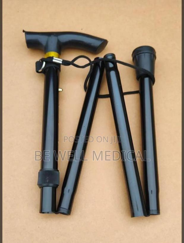 Foldable Walking Stick · Photo 2
