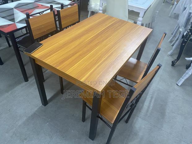 Quality Modern Dining Table With Four Seats