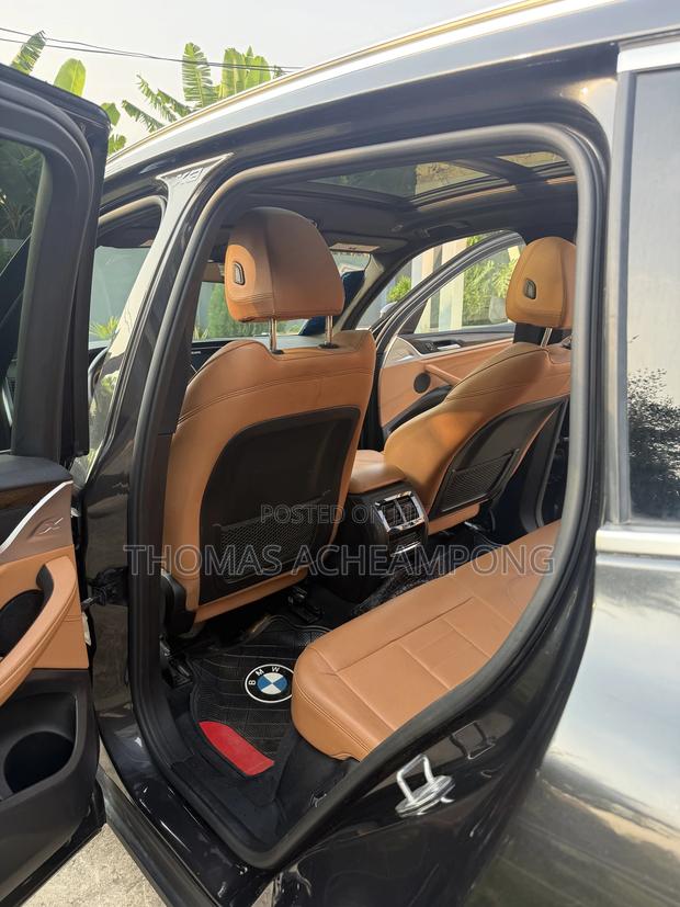 BMW X3 xDrive30i AWD 2020 Gray photo 2