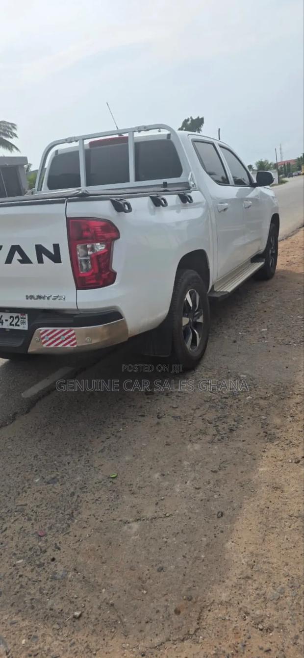 Changan Hunter Plus 2.0 Petrol 4x4 2022 White