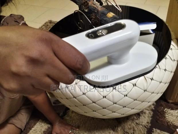 Rechargeable Mini Iron photo 3