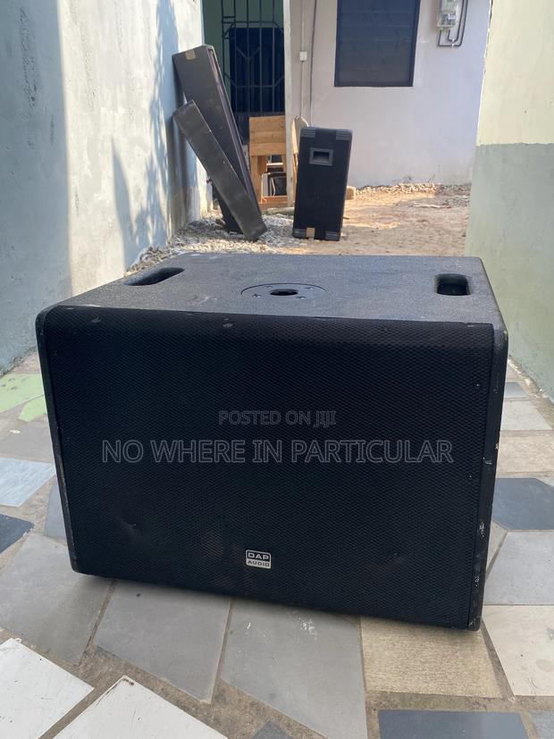 Stage Speaker