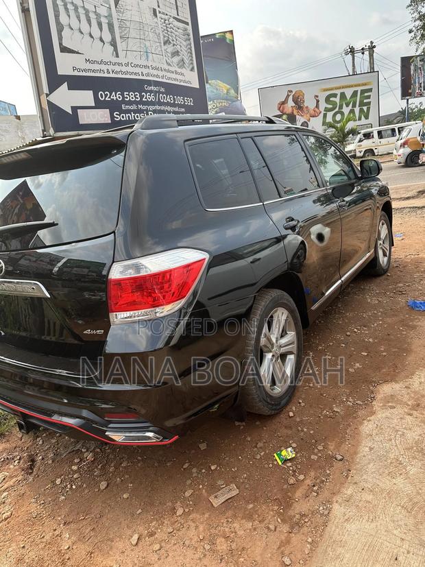 Toyota Highlander 2012 Black