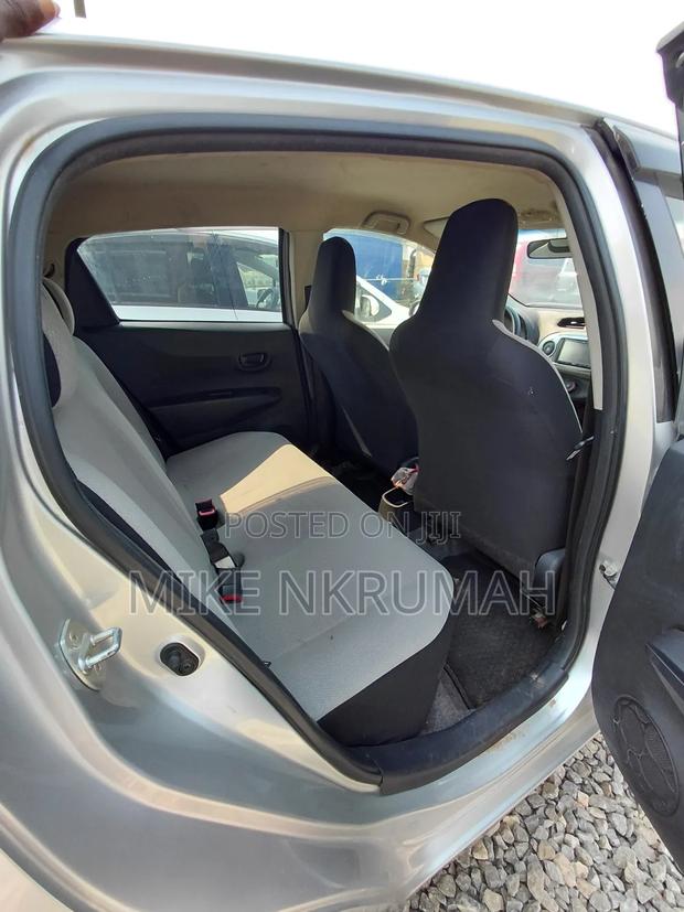 Toyota Vitz 2013 Gray