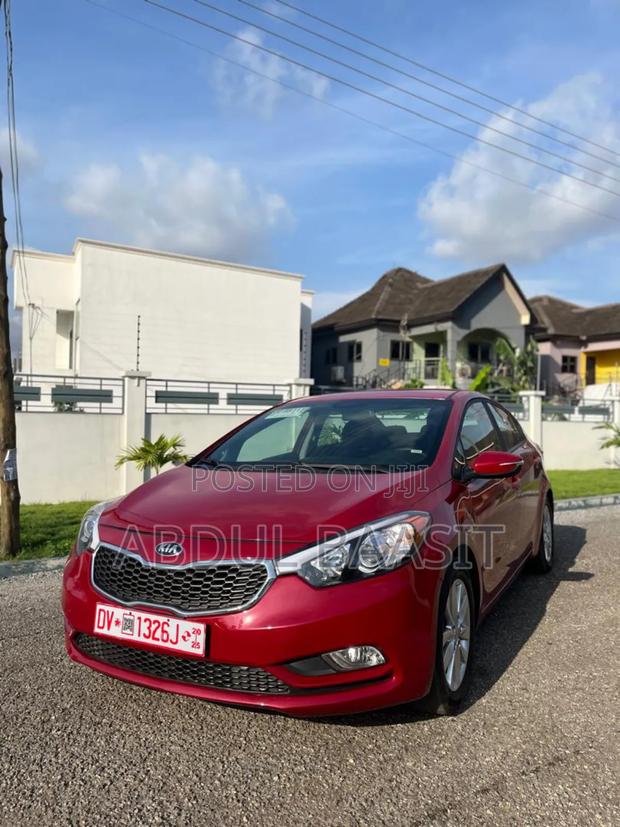 Kia Forte LX Hatchback 2016 Red