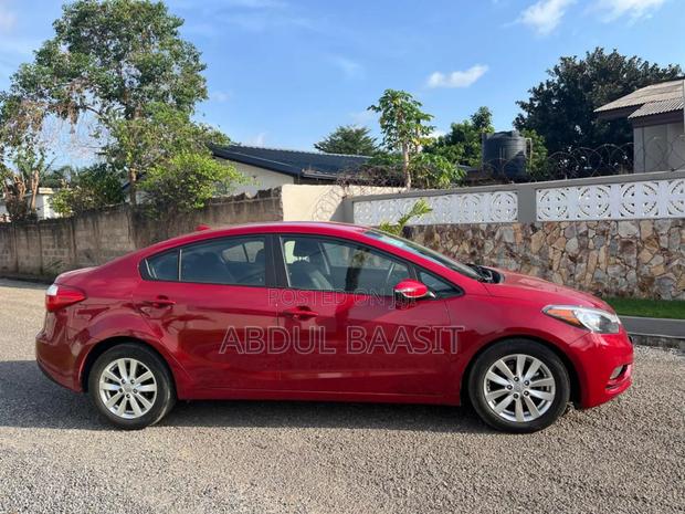 Kia Forte LX Hatchback 2016 Red
