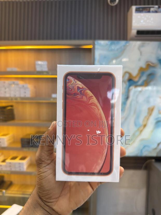 New Apple iPhone XR 64 GB Orange · Photo 4