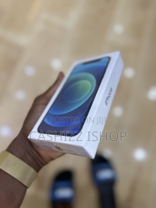 Apple iPhone 12 128 GB White photo 3