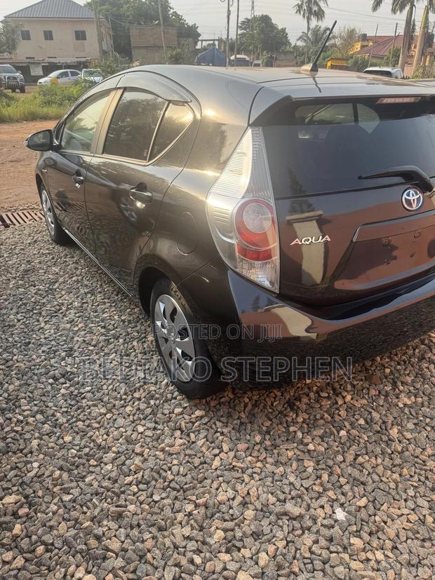 Toyota Aqua 2014 Black