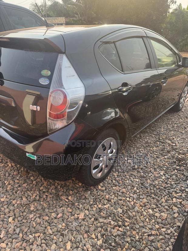 Toyota Aqua 2014 Black