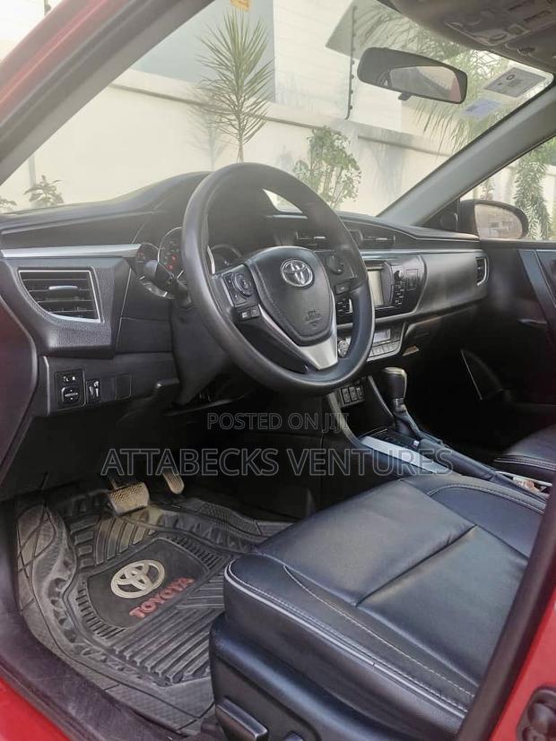 Toyota Corolla LE 4dr Sedan (1.8L 4cyl CVT) 2016 Red