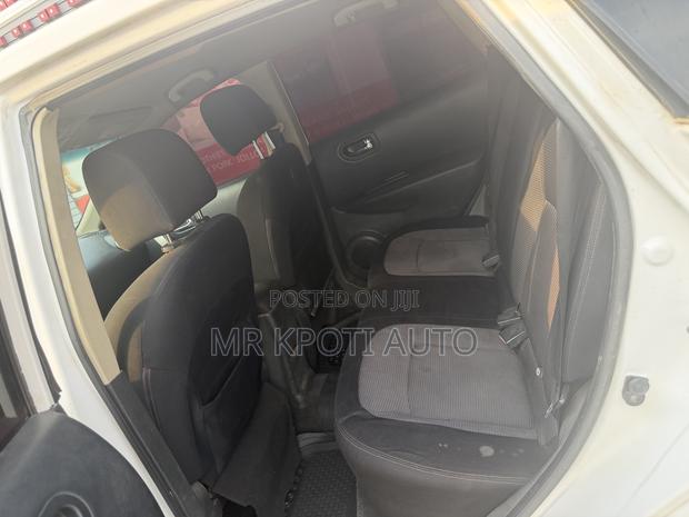 Nissan Rogue 2010 White