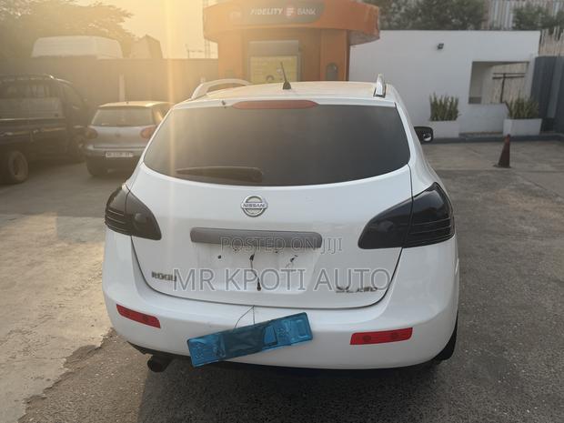 Nissan Rogue 2010 White