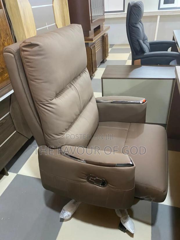 A Modern Executive Office Chair