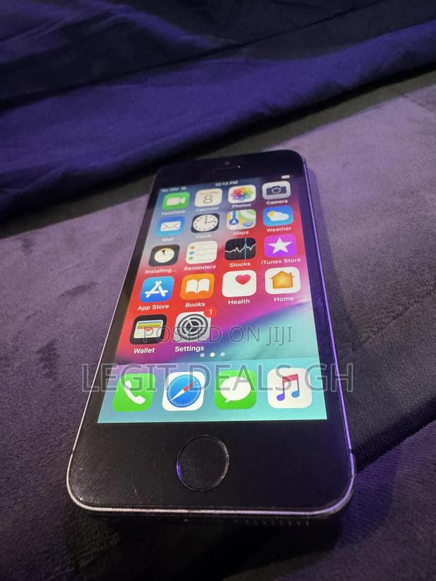 Apple iPhone 5s 32 GB Silver