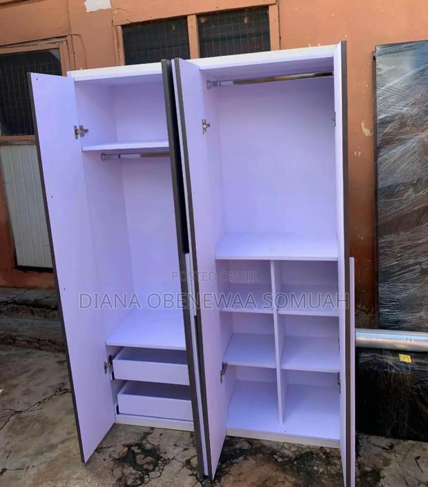 2 in 1 Wardrobe With Two Drawers Going for a Cool Price photo 2