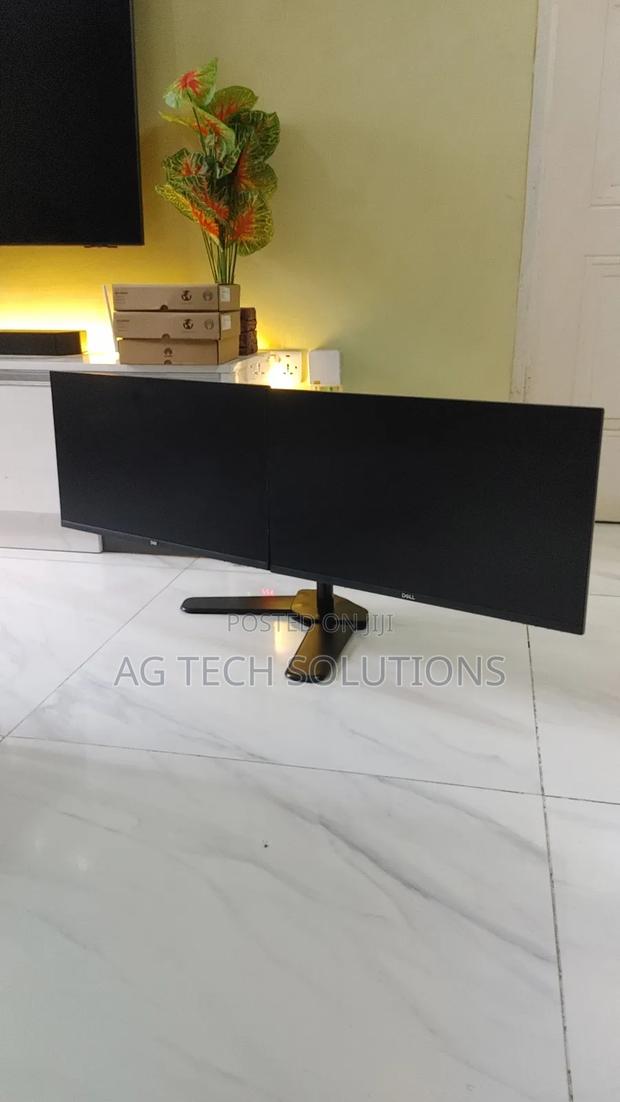 Dell Edgeless 24 Inch Monitor photo 3
