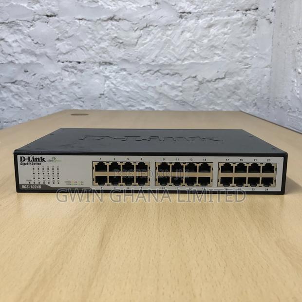 D-Link DGS-1024d 24-Port Gigabit Unmanaged Switch .