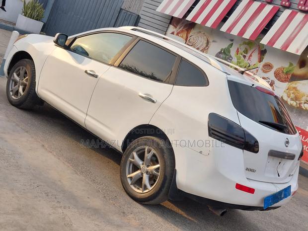 Nissan Rogue S 2010 White