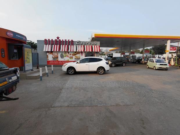 Nissan Rogue S 2010 White