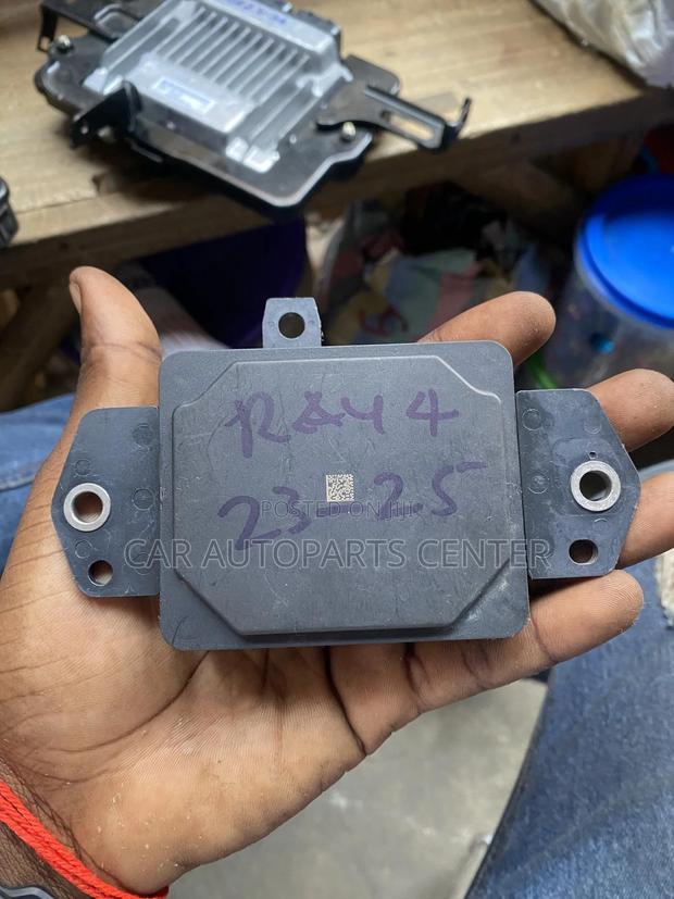Toyota Rav 4 2023-25 Front Radar photo 2