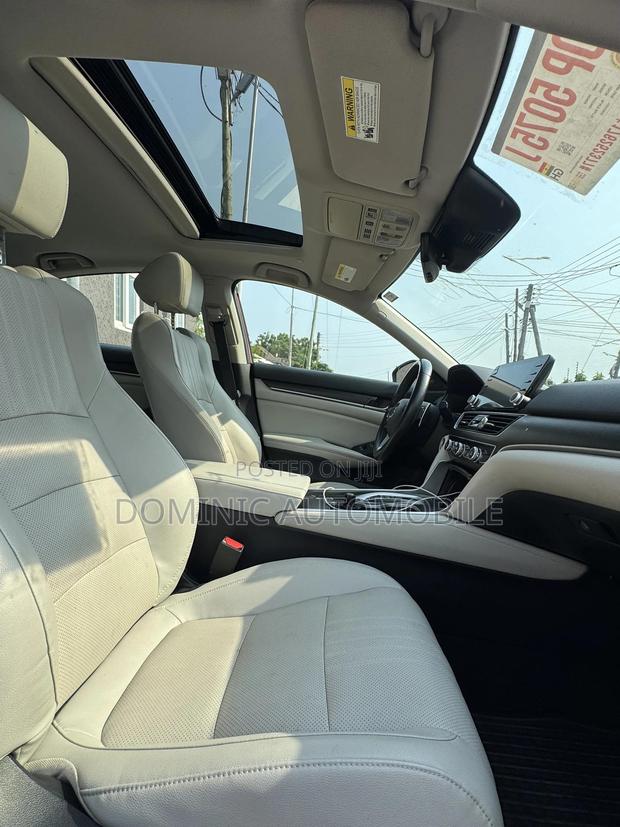 Honda Accord Touring 2.0T 2018 Burgundy