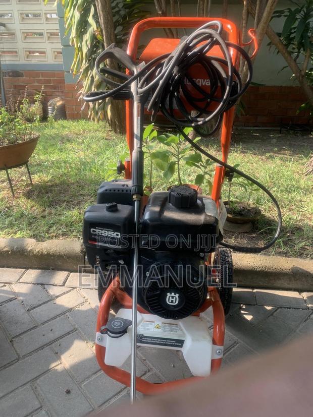 Husqvarna Pressure Washer photo 3