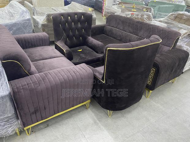 Quality Royal Sofa Set