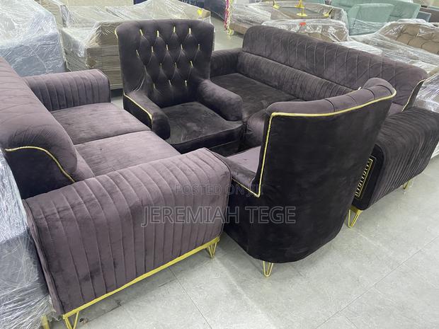 Quality Royal Sofa Set photo 2