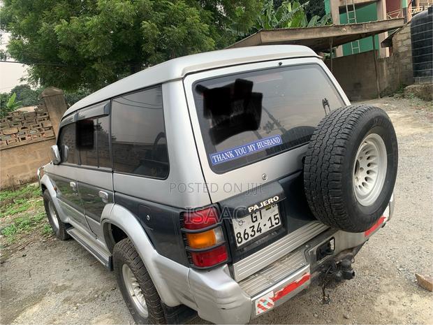 Mitsubishi Pajero 2006 Gray