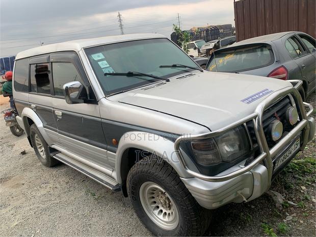 Mitsubishi Pajero 2006 Gray