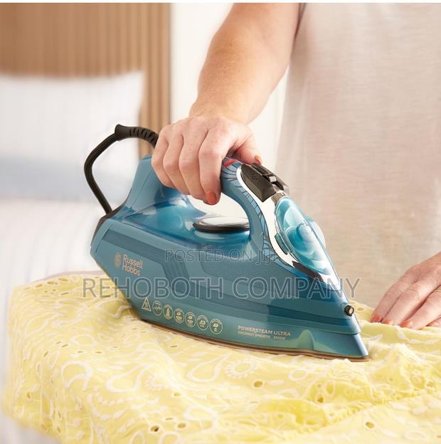 Russell Hobbs Iron [ 3100w, 230g ] Powersteam Ultra Steam Shot Series photo 3