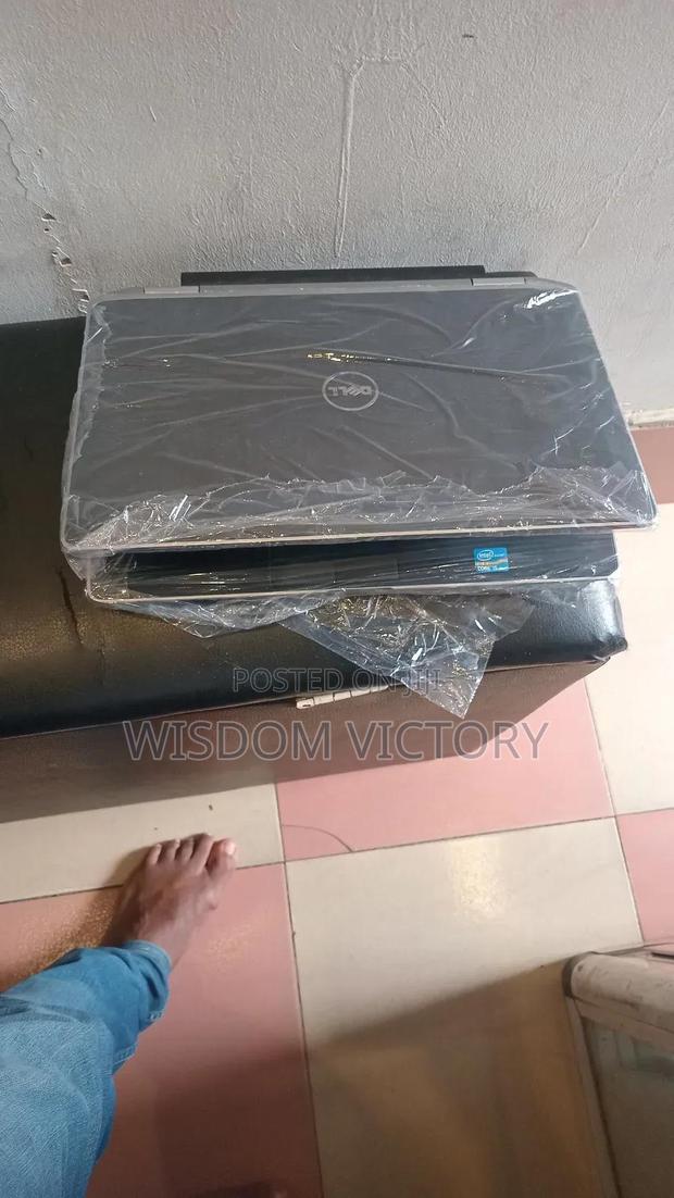 New Laptop Dell Adamo Onyx 8GB Intel Core I5 HDD 500GB photo 3