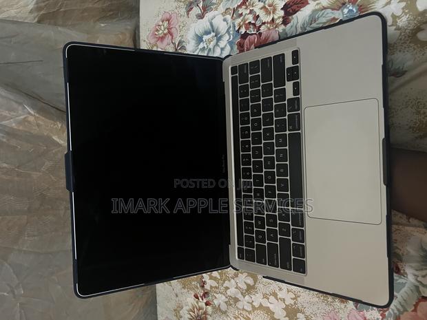 Laptop Apple MacBook Pro 2020 8GB Intel Core I5 SSD 512GB photo 4