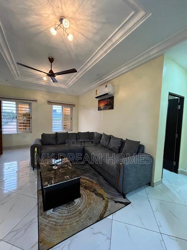 Furnished 2bdrm Apartment in School Junction for rent photo 3