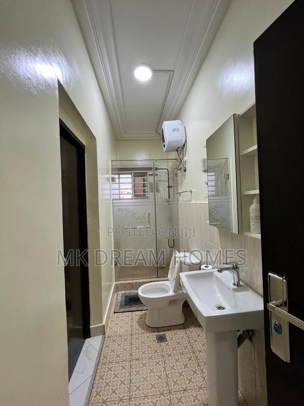 Furnished 2bdrm Apartment in School Junction for rent photo 14