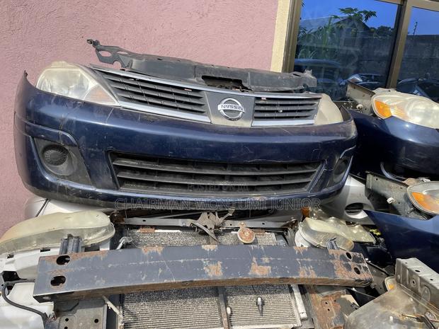 Nissan Versa Front Cut