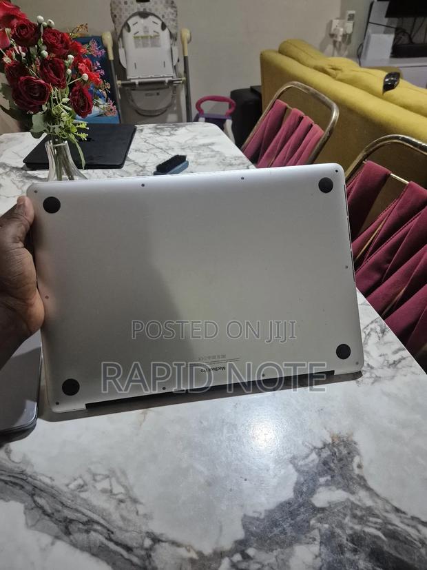 Laptop Apple MacBook Pro 2015 16GB Intel Core I7 SSD 256GB photo 3