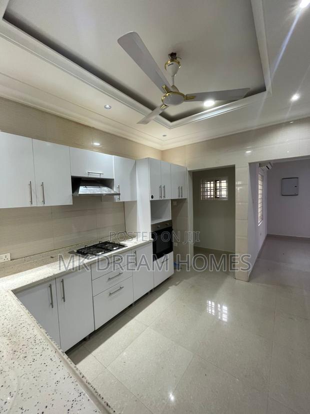3bdrm House in Paradise Estate for rent photo 3