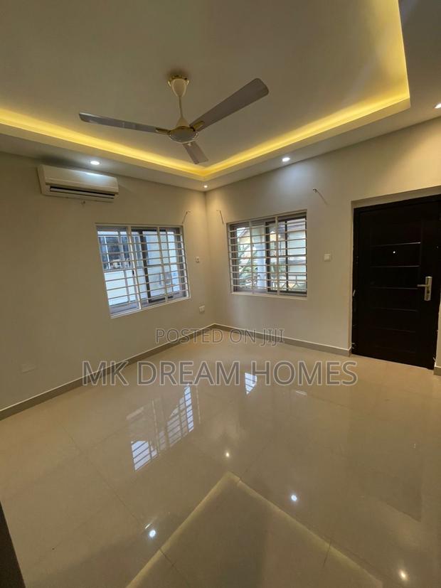 3bdrm House in Paradise Estate for rent photo 5